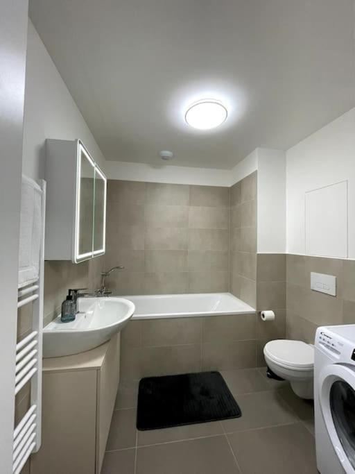 Skynest Apartment