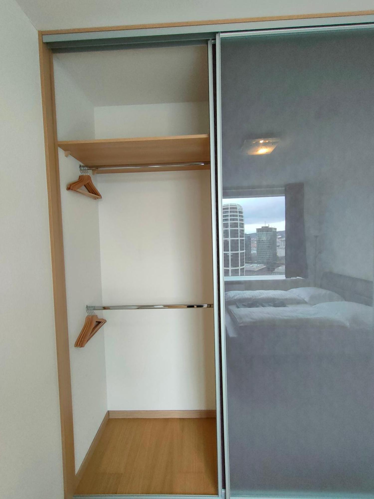 Sag Romantic 22 Floor Panorama Free Parking Free Wifi Bratislava