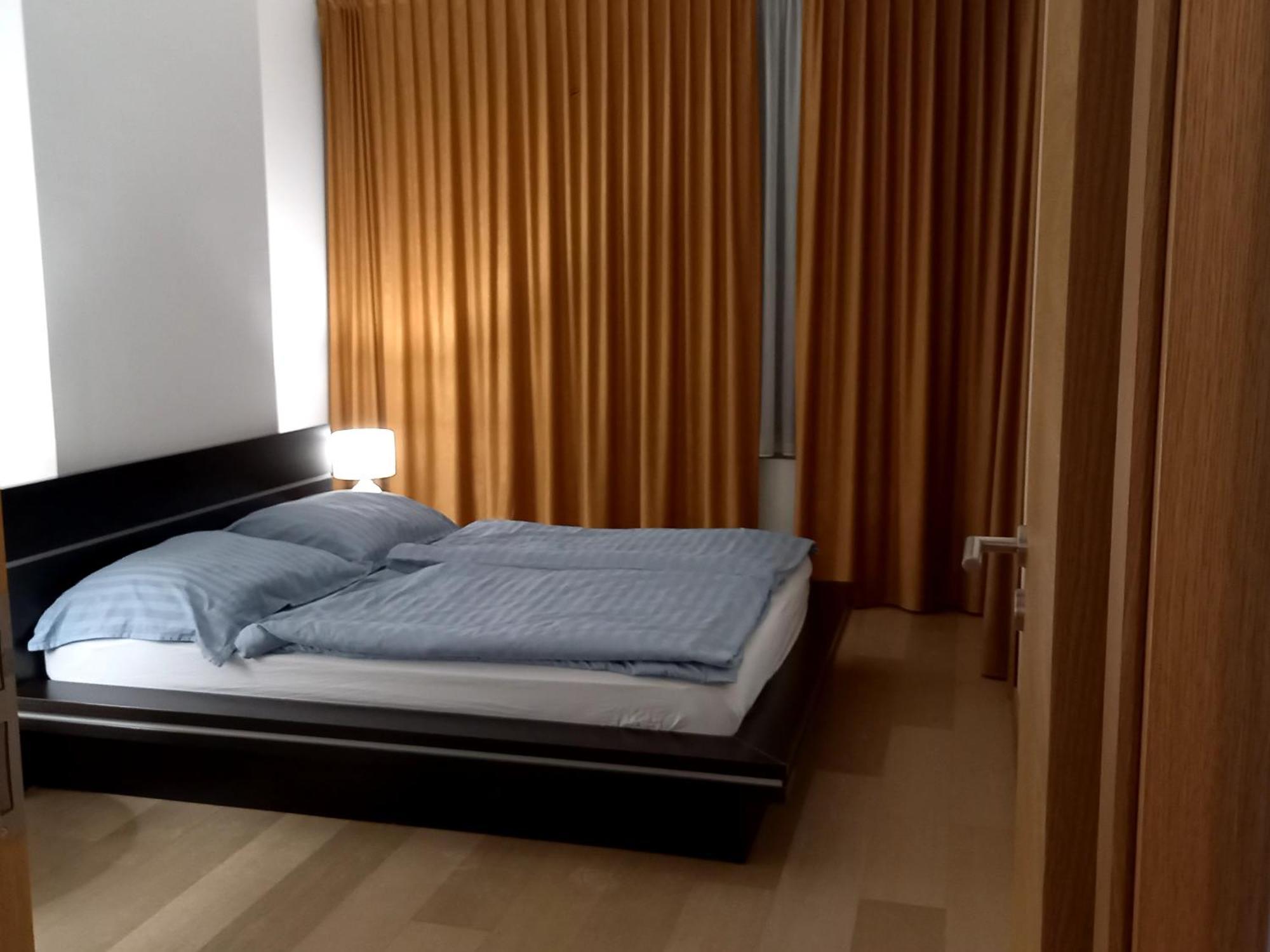 Panorama - Spacious Near Eurovea Apartment