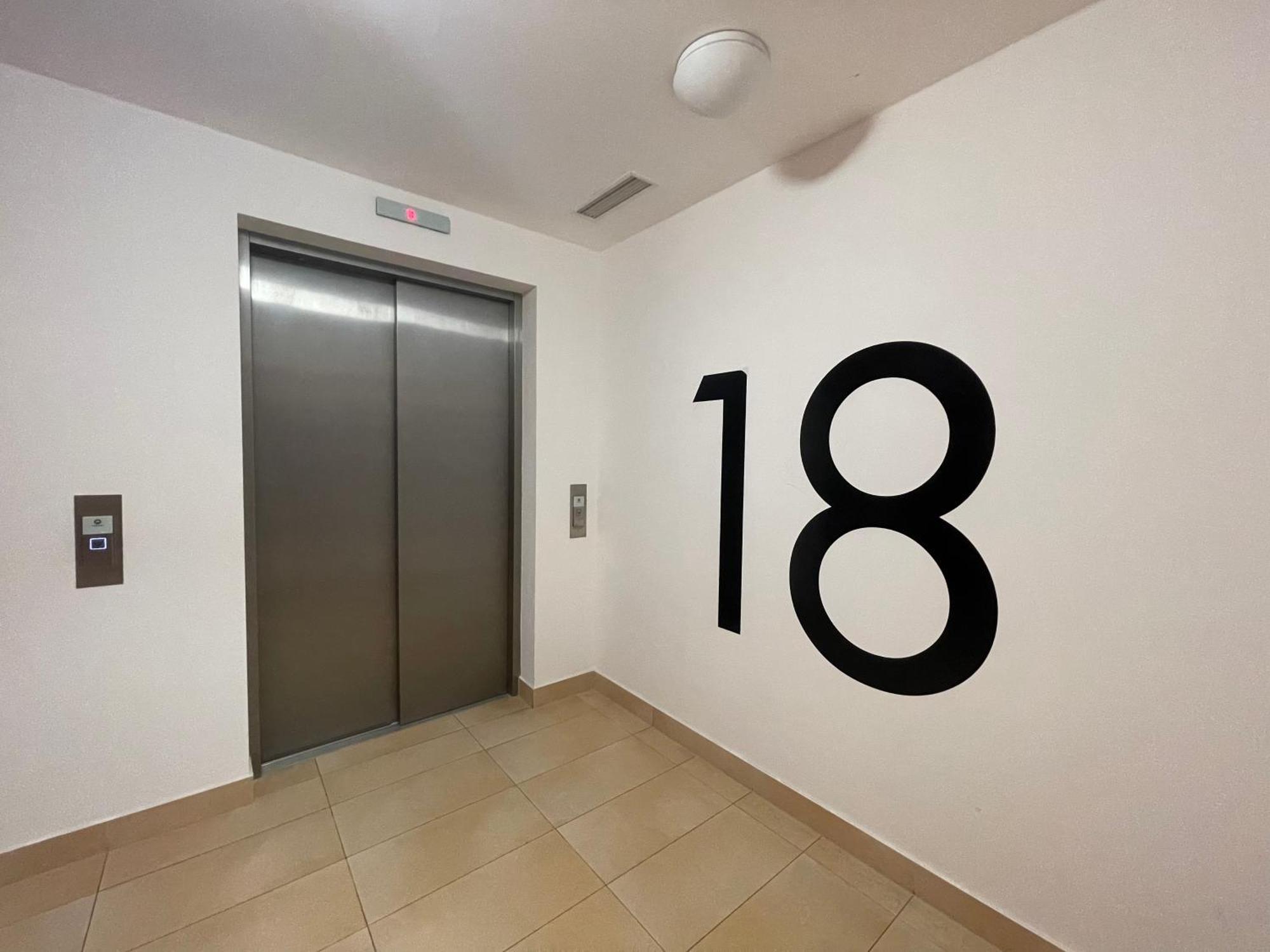 Sag 18th Floor Beautiful In Center Free Wifi Apartment