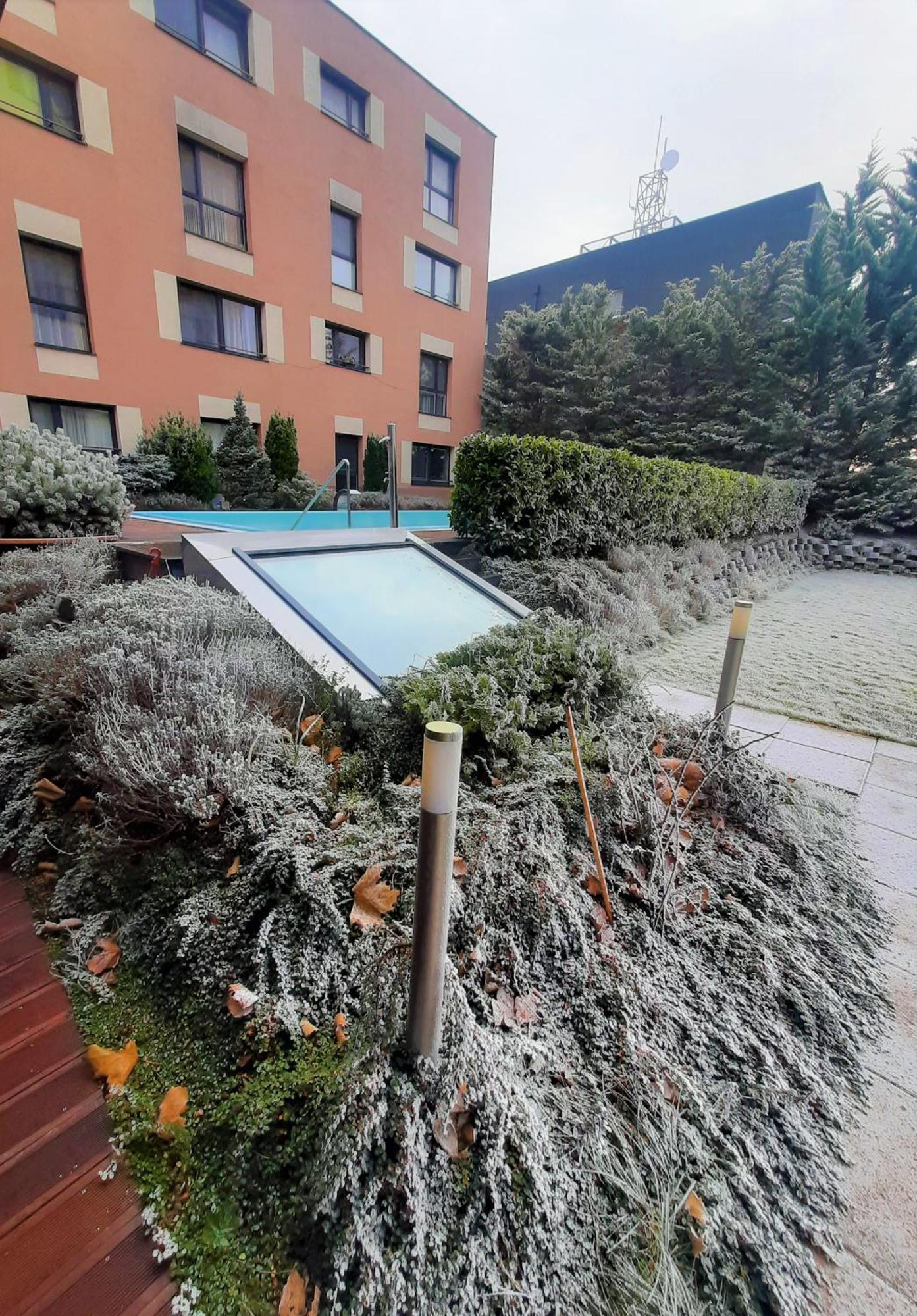 Melrose Aparthotel 3*