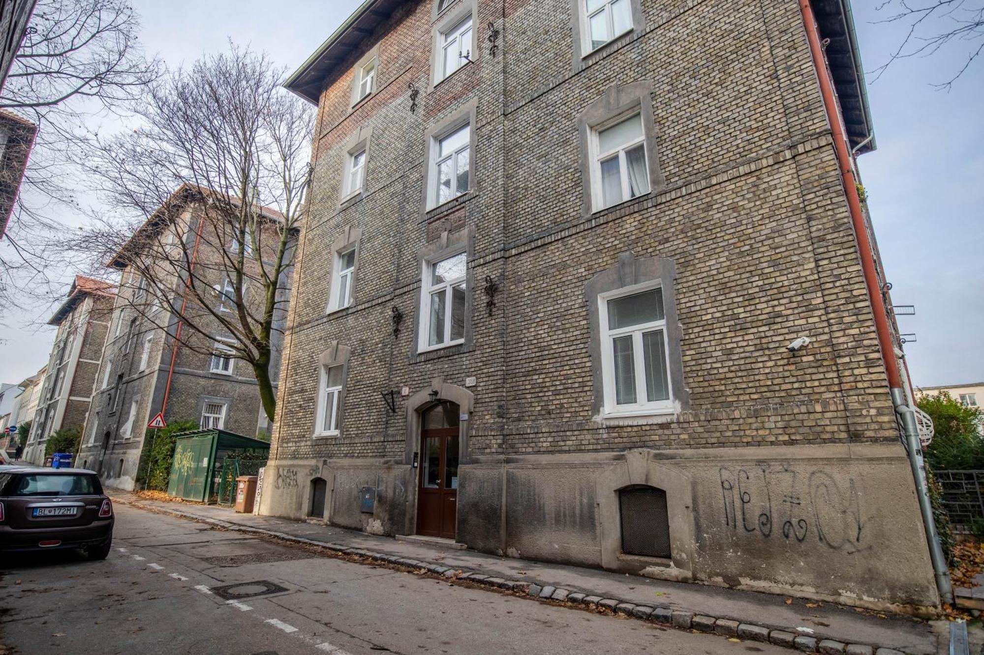 Historical Wine Apartment Bratislava