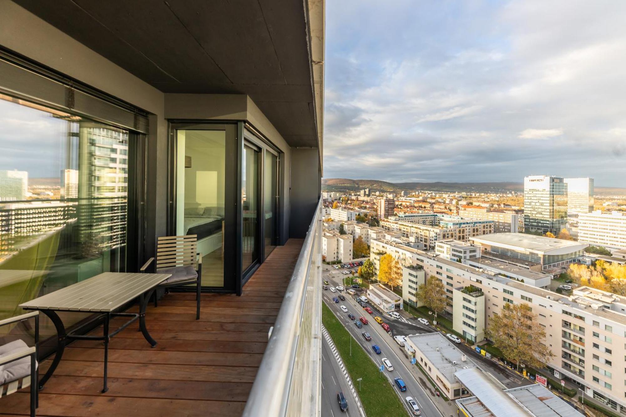 Nfs - Narodny Futbalovy Stadion - Apartment