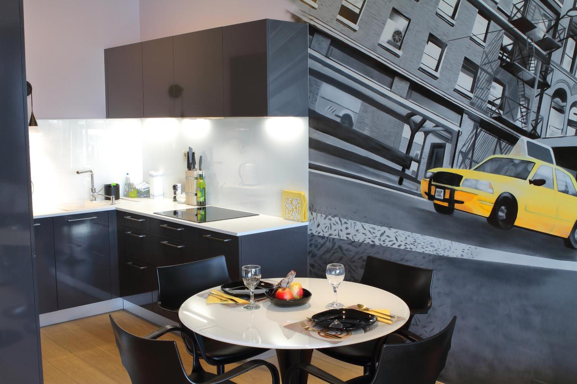 Panorama Oasis - Free Parking On Site - Air Con - Biz Wifi - Netflix *