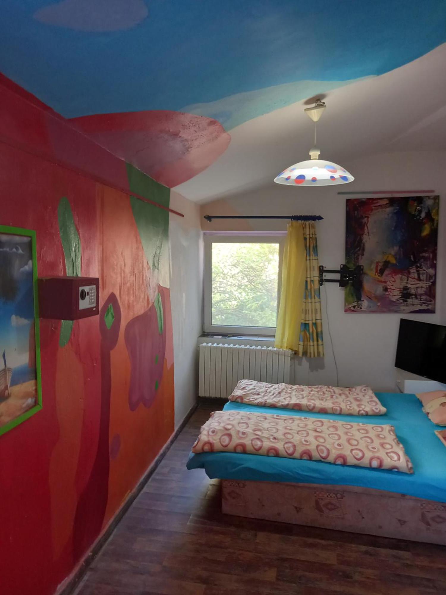 Hotel Sebarozvoja S Moznostou Ziskania Inspirujucich Prostriedkov Na Zmenu Interieru Hotel 2*