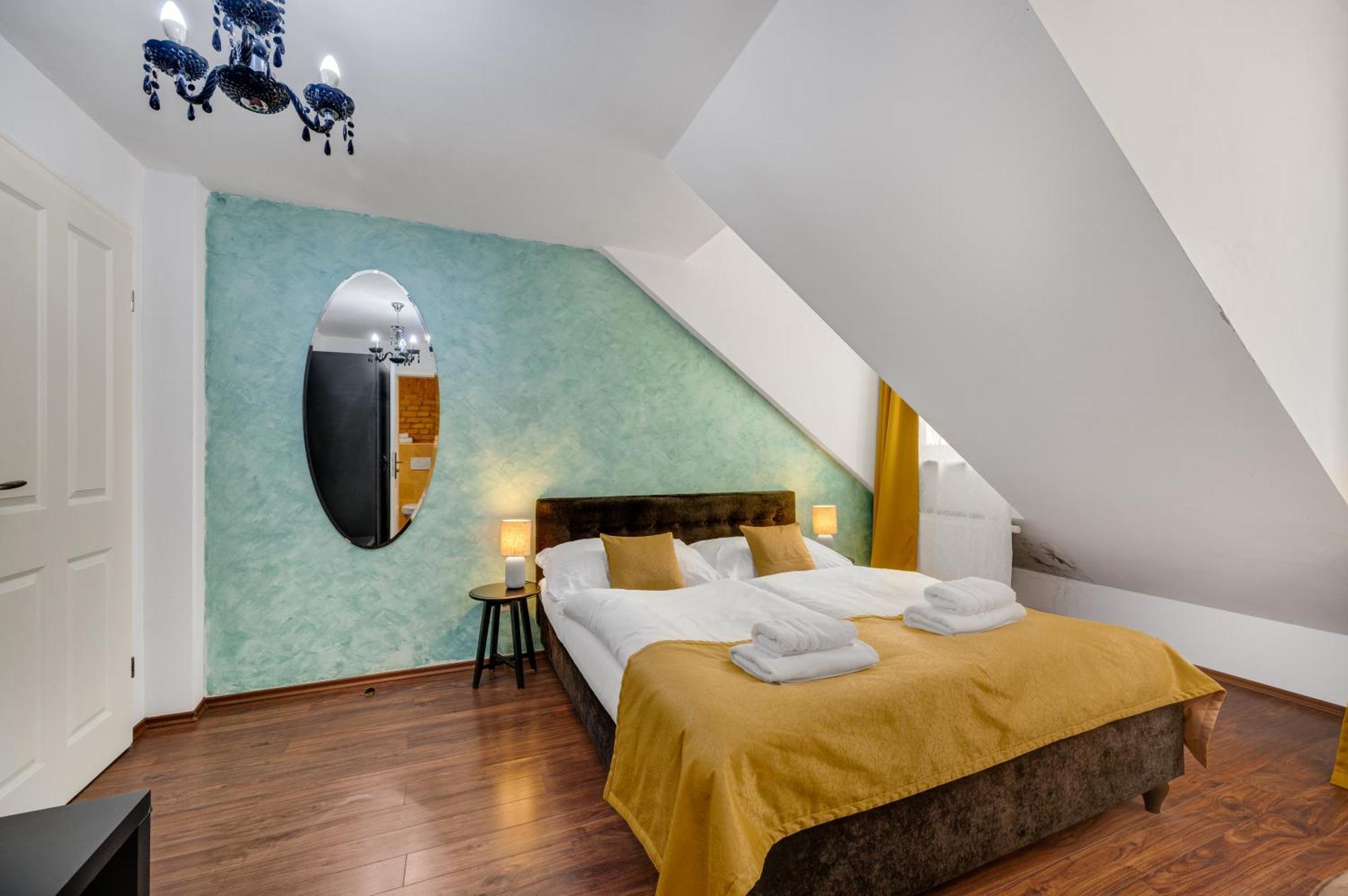 Garni Virgo 3* Pressburg