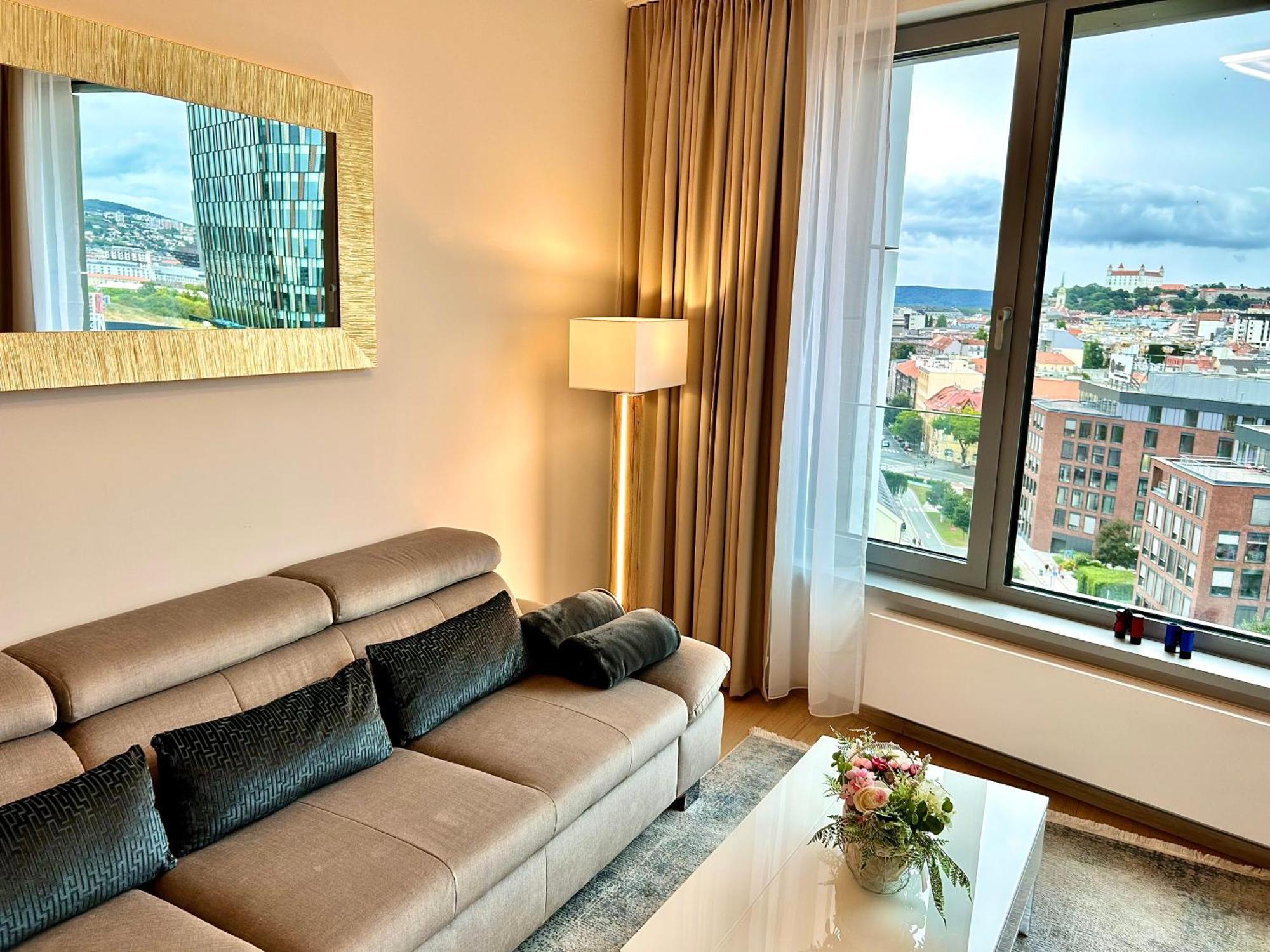 Sky Park Downtown * Bratislava