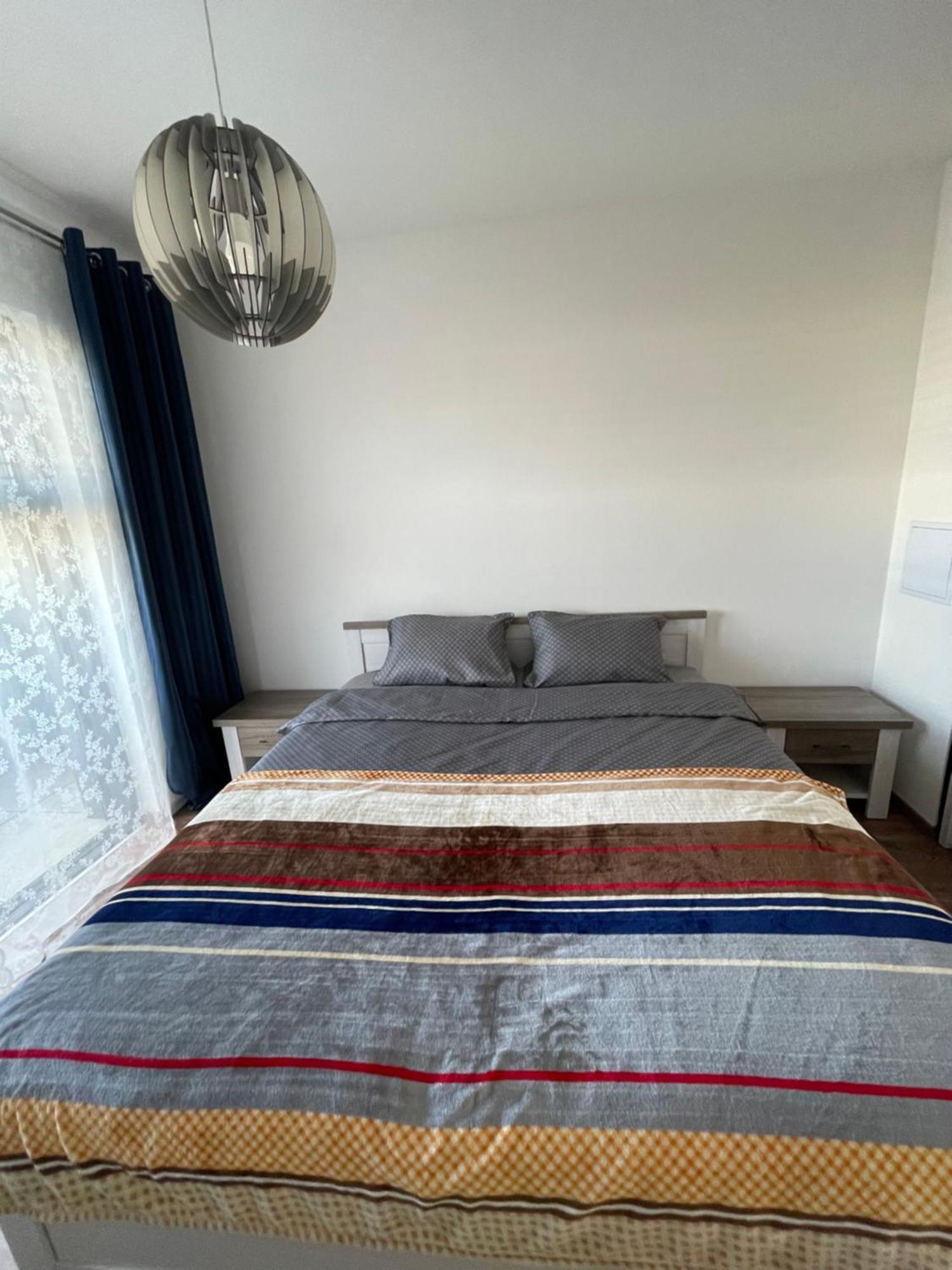 Y&y Apartment