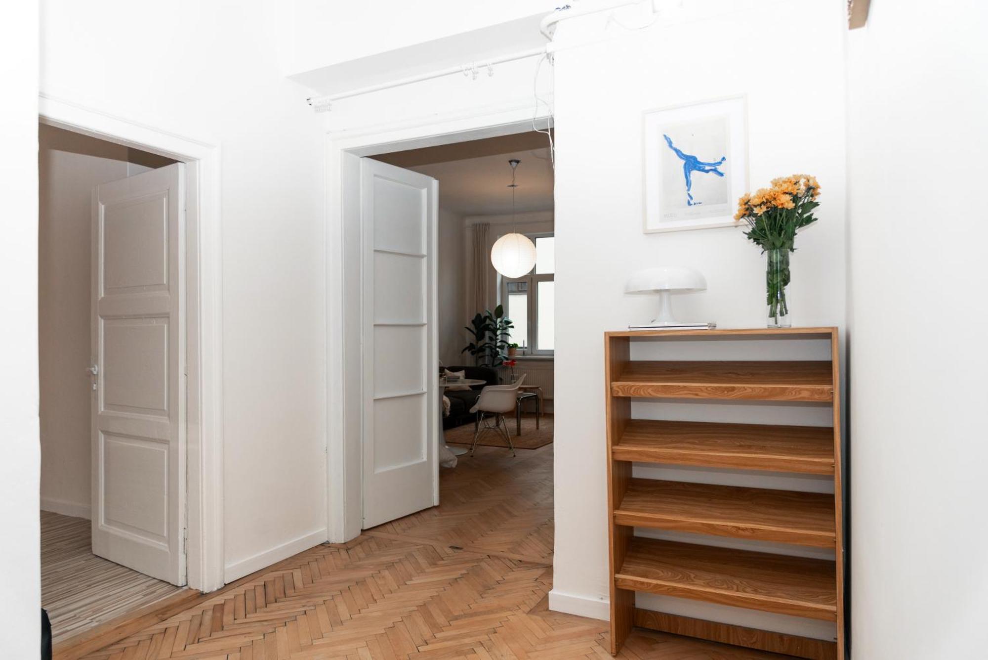 Old Town Oasis - Chic Comfort & Elegance Apartment