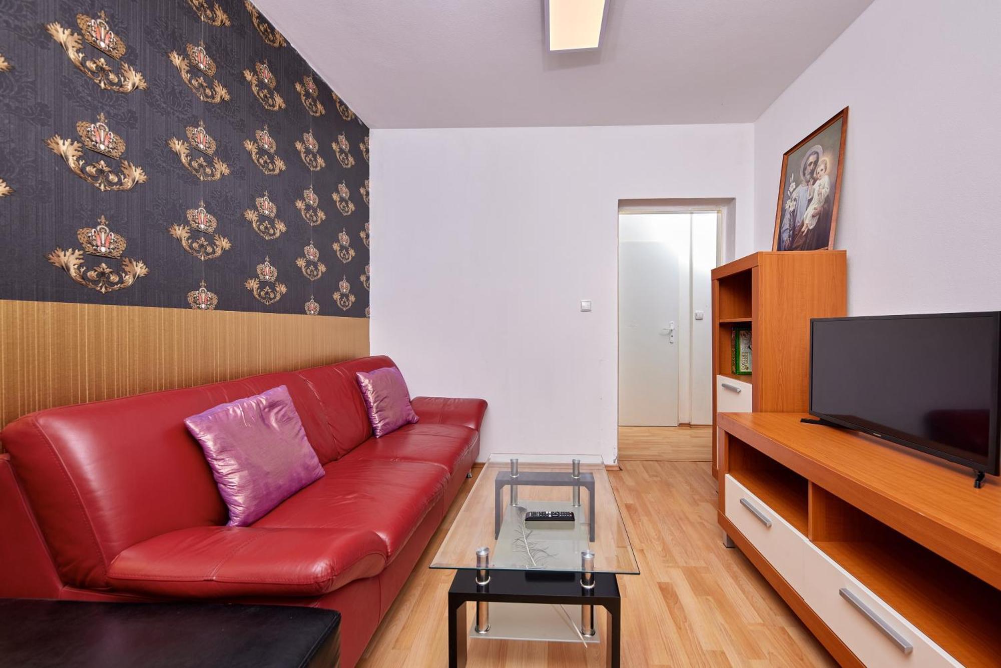 Sweet Apartment
