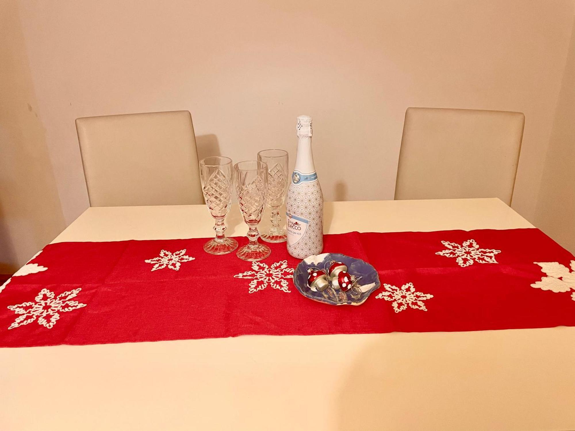 2,5 Izbovy V Ruzinove S Parkovanim Zdarma * Bratislava
