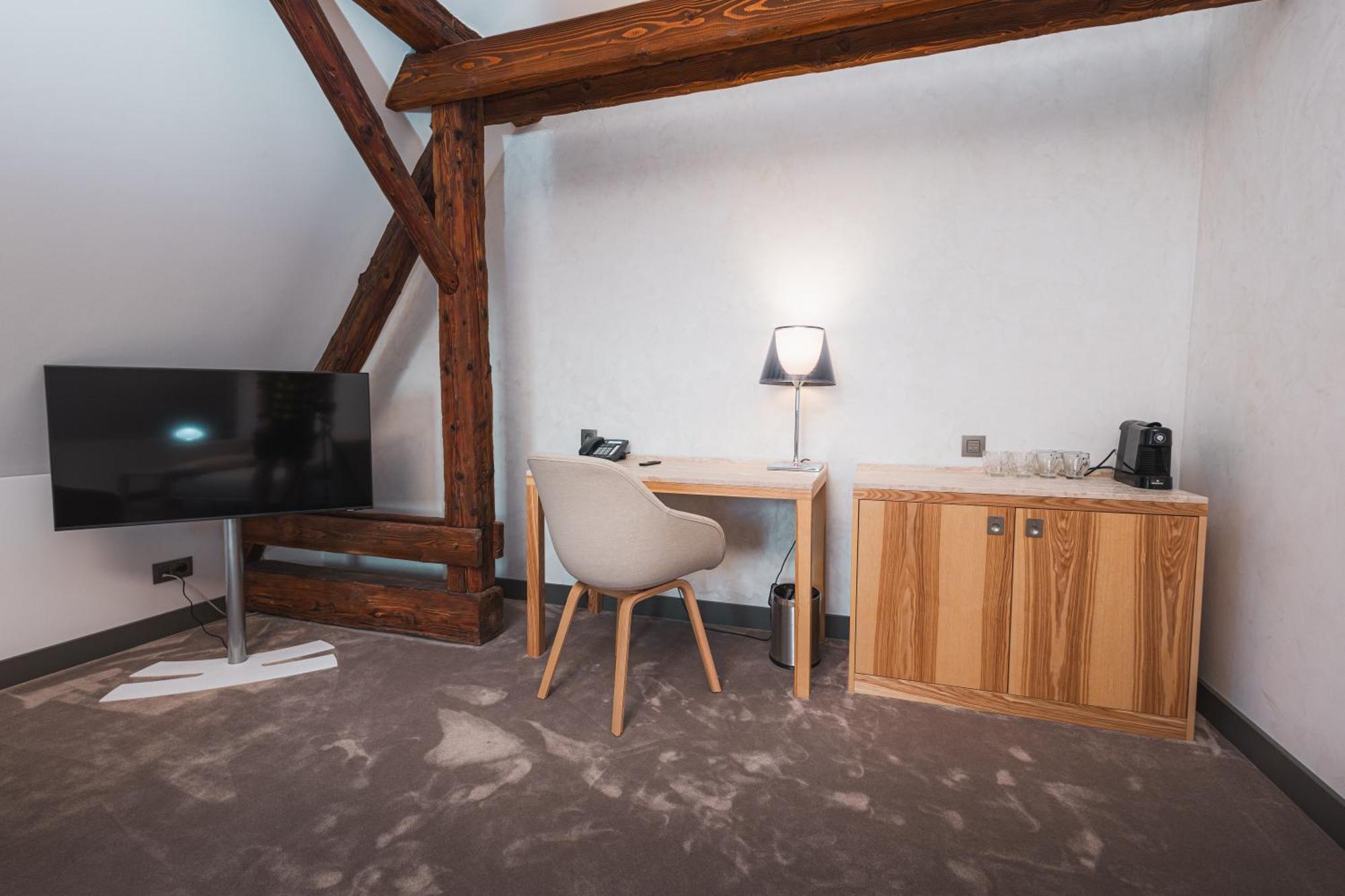 Albrecht 4*