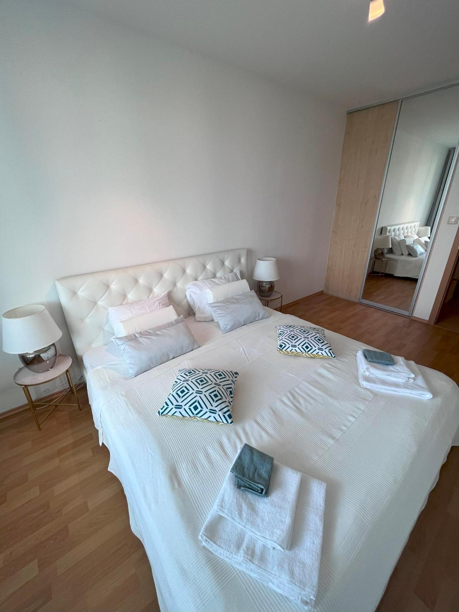 Apartment 2 With Terrace, New Building, Jegeho Bratislava