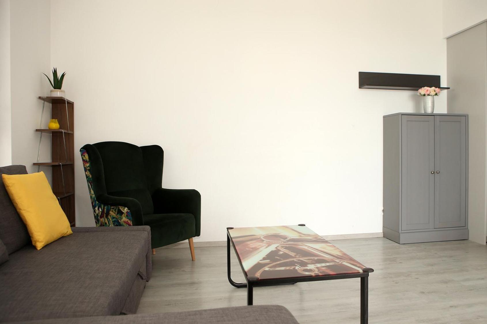 View, 24th Floor, Private Free Parking, Greataccess Apartment