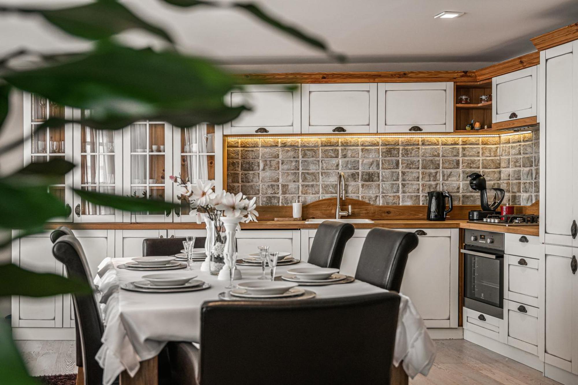 Luxurious And Royal In The Old Town Bratislava