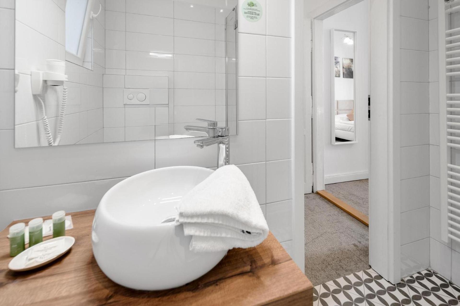 Downtown Hotel 3*