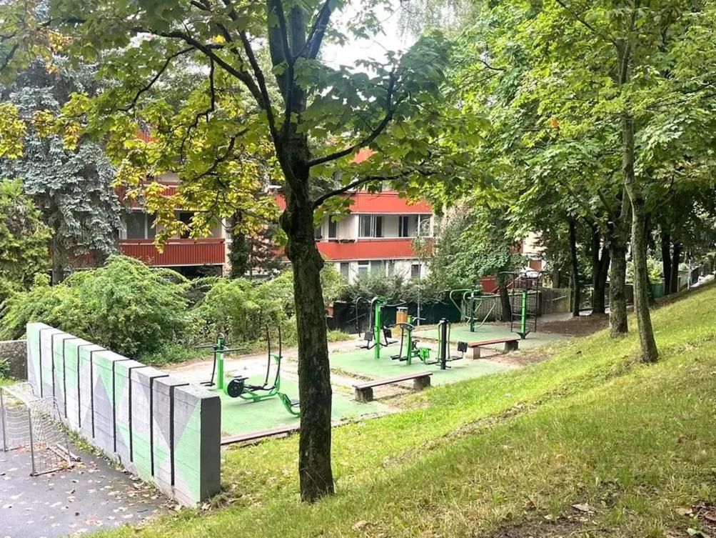 Klimka With Balcony, Free Wifi And Free Parking Apartment Bratislava