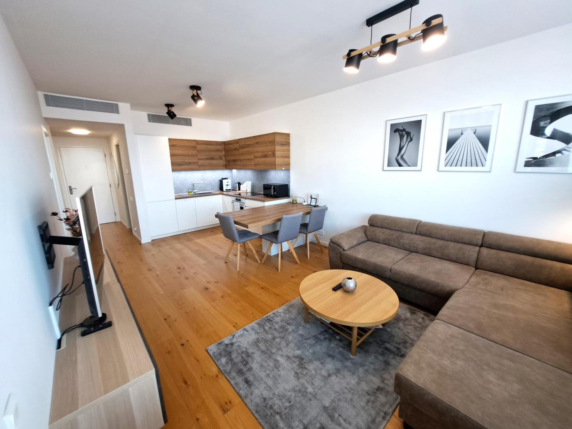 Prestigious Sky Park - View - Traveller Awards 2024 Apartment