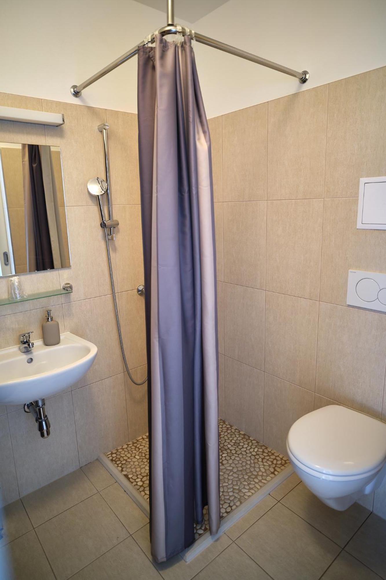 Centrum Salvator Guest house 2*