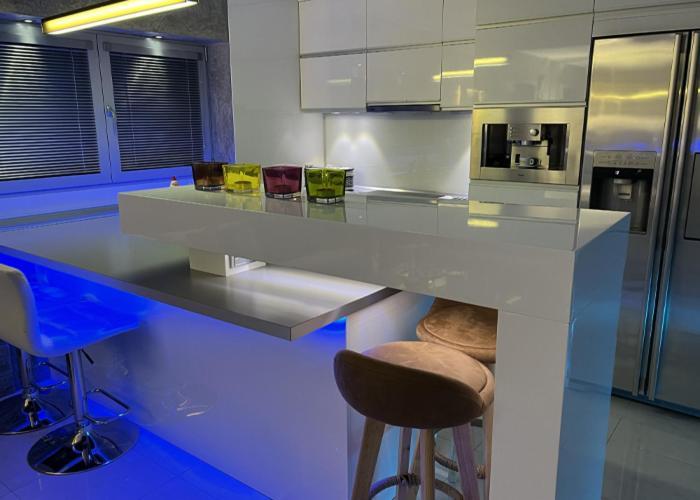Apartment Life - Luxury In The Old Town.
