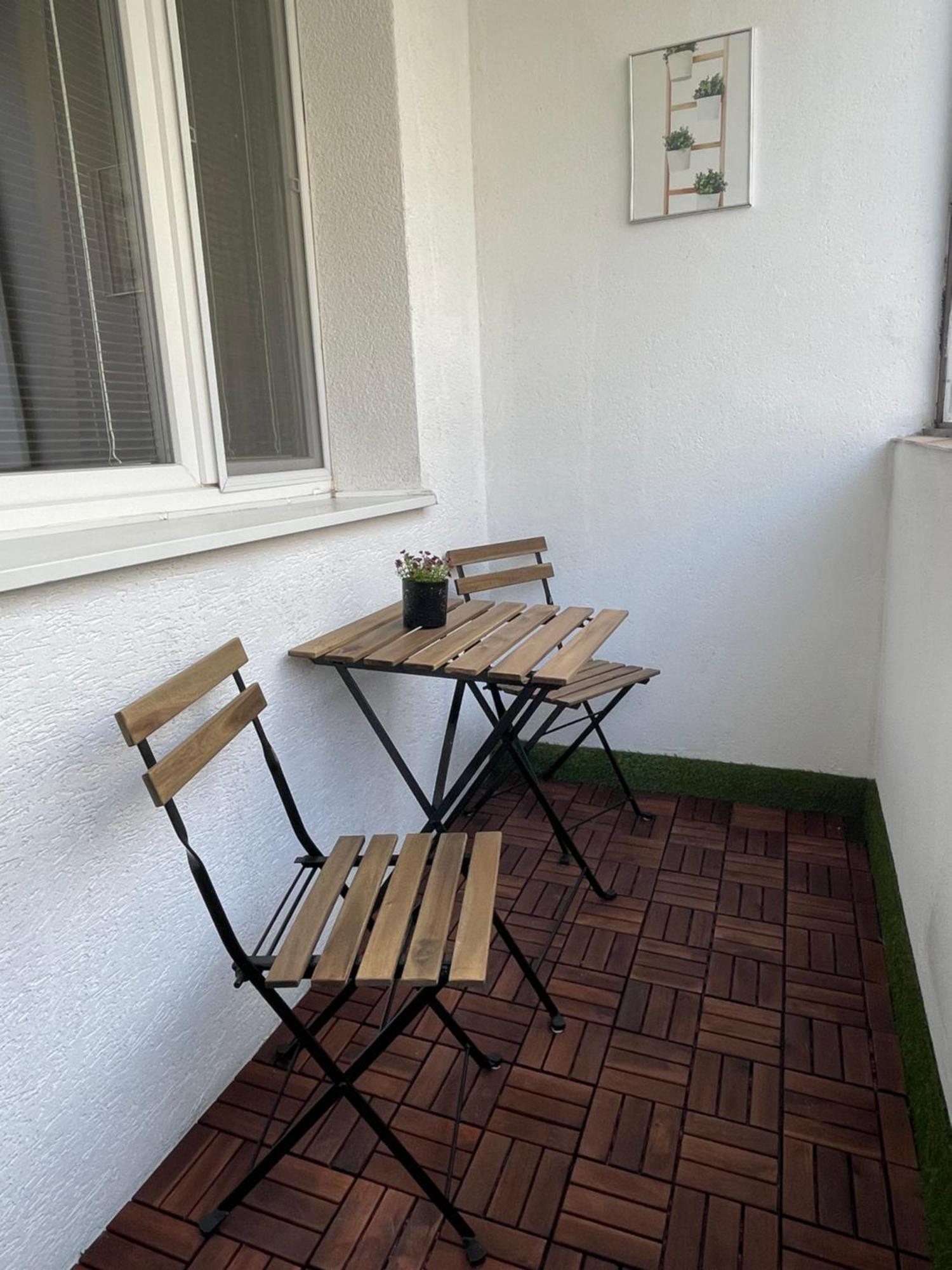 Spacious 3-bedroom Modern - Newly Furnished * Bratislava