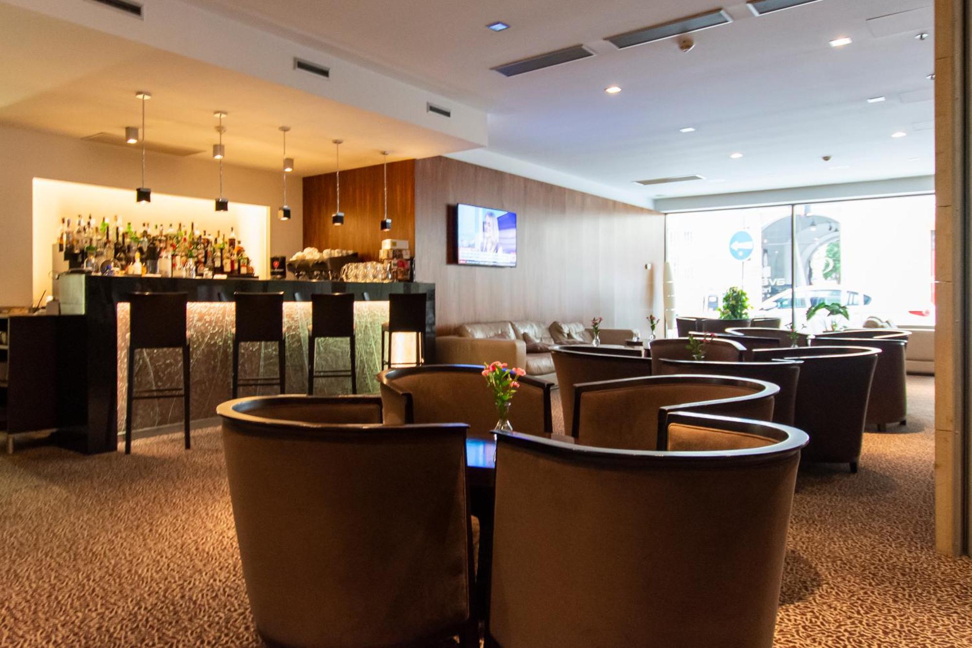 Avance Hotel 4*