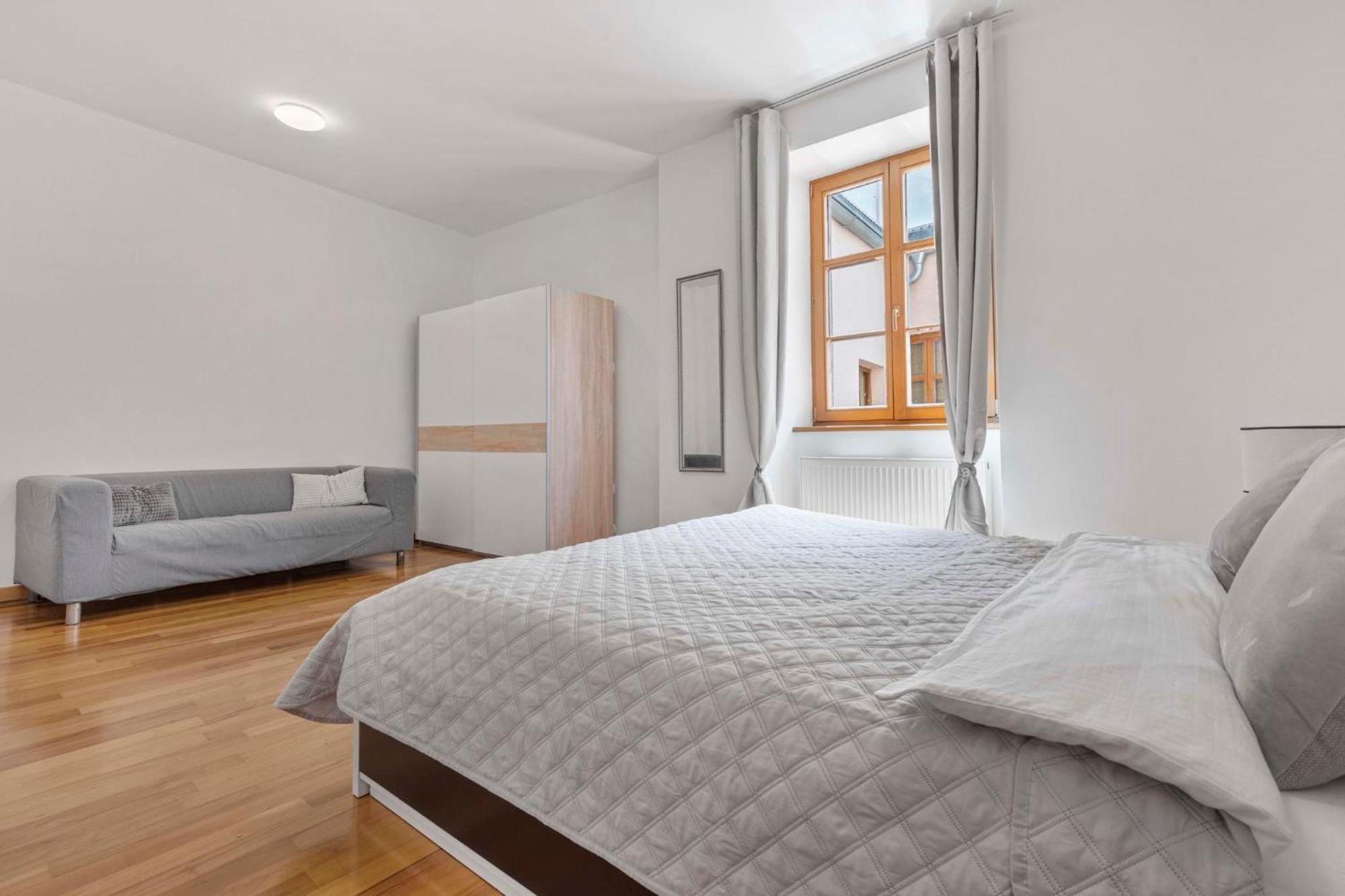 Charming In The Heart Of Appartamento Bratislava
