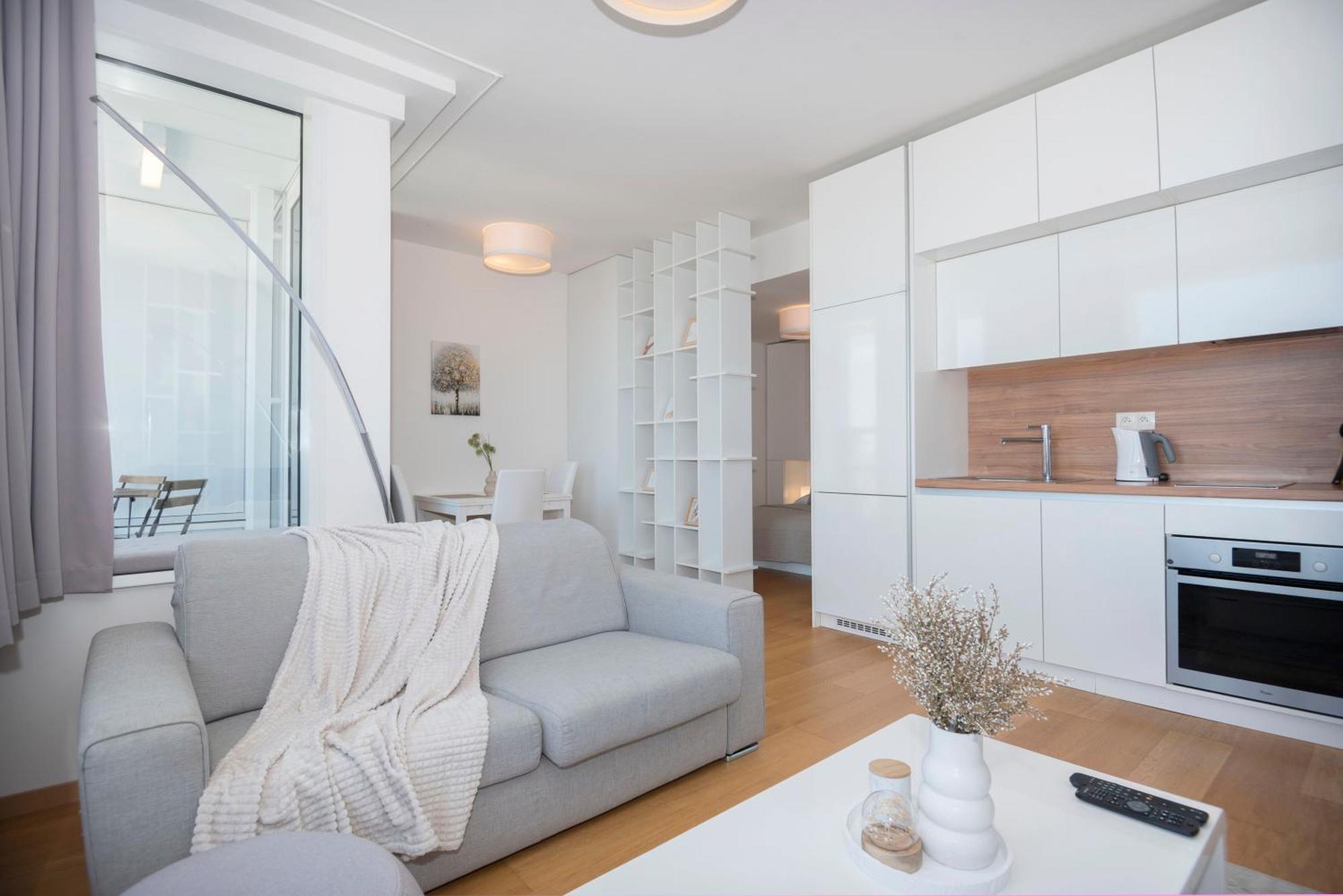 Apartment Luxury 1bdrm On The 28th Floor Bratislava