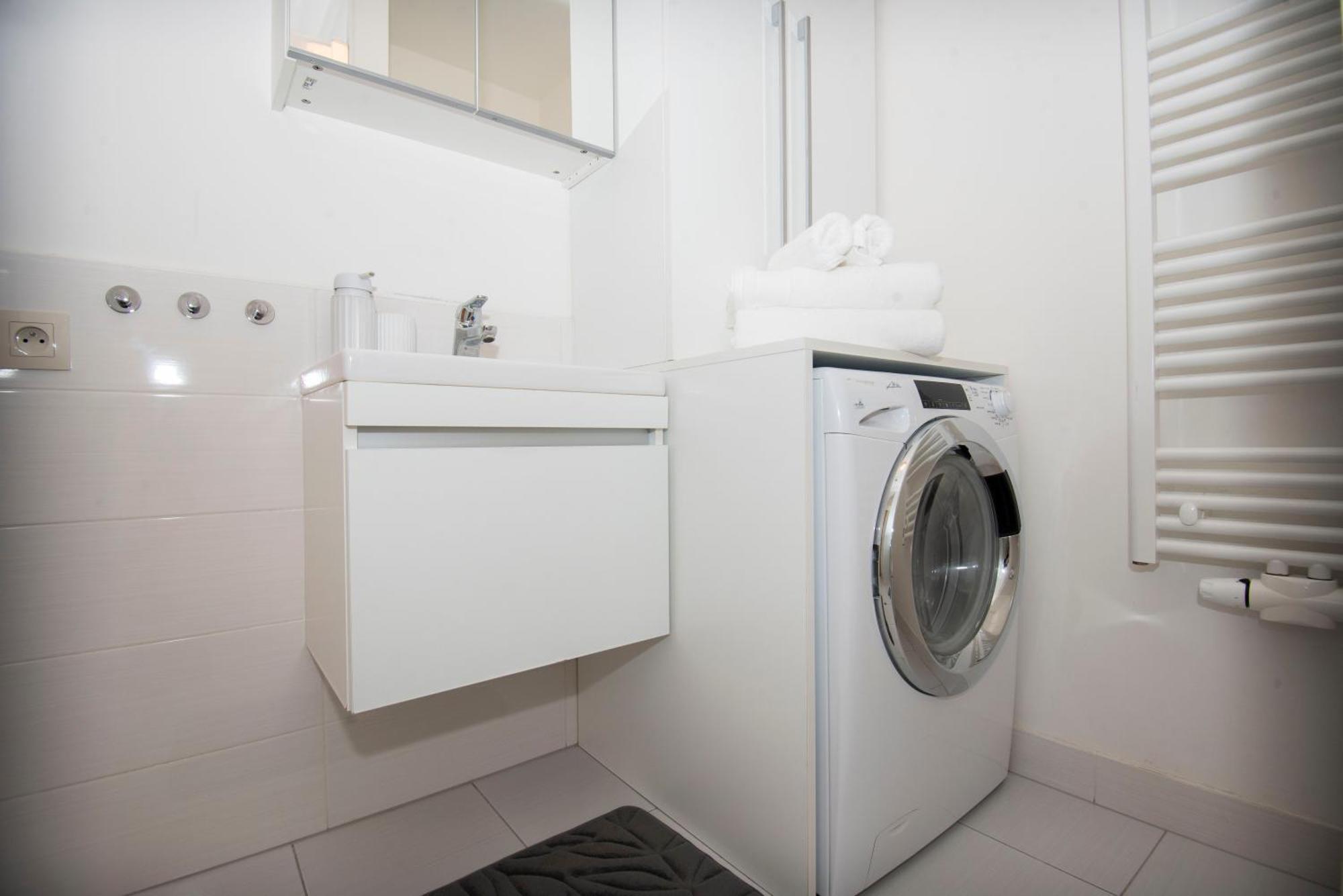 Luxury 1bdrm On The 28th Floor Apartment Bratislava