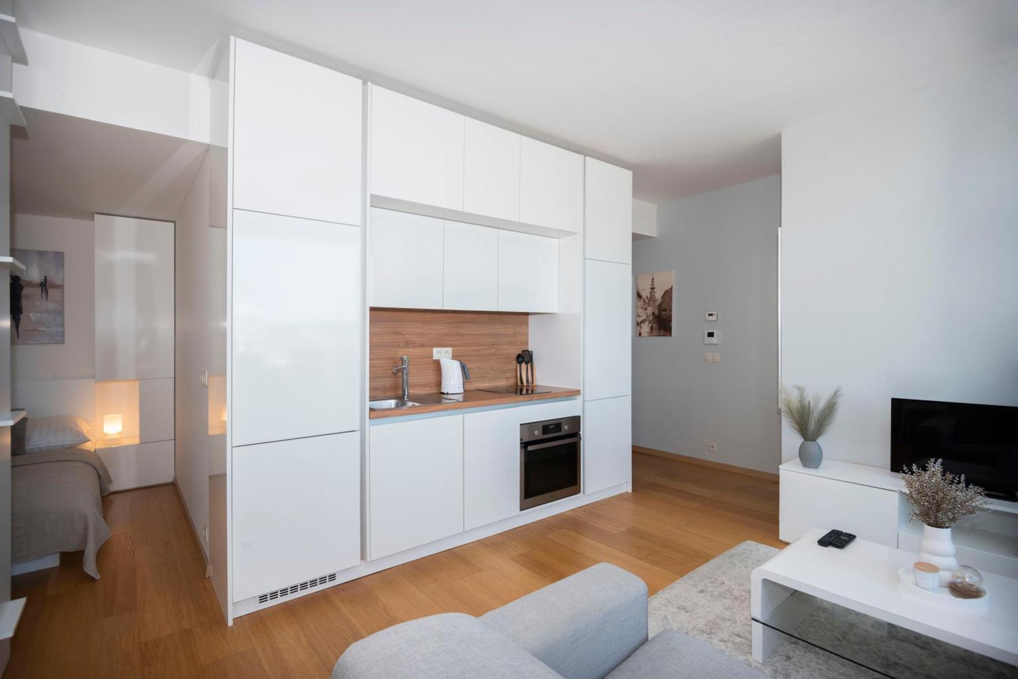 Luxury 1bdrm On The 28th Floor Bratislava