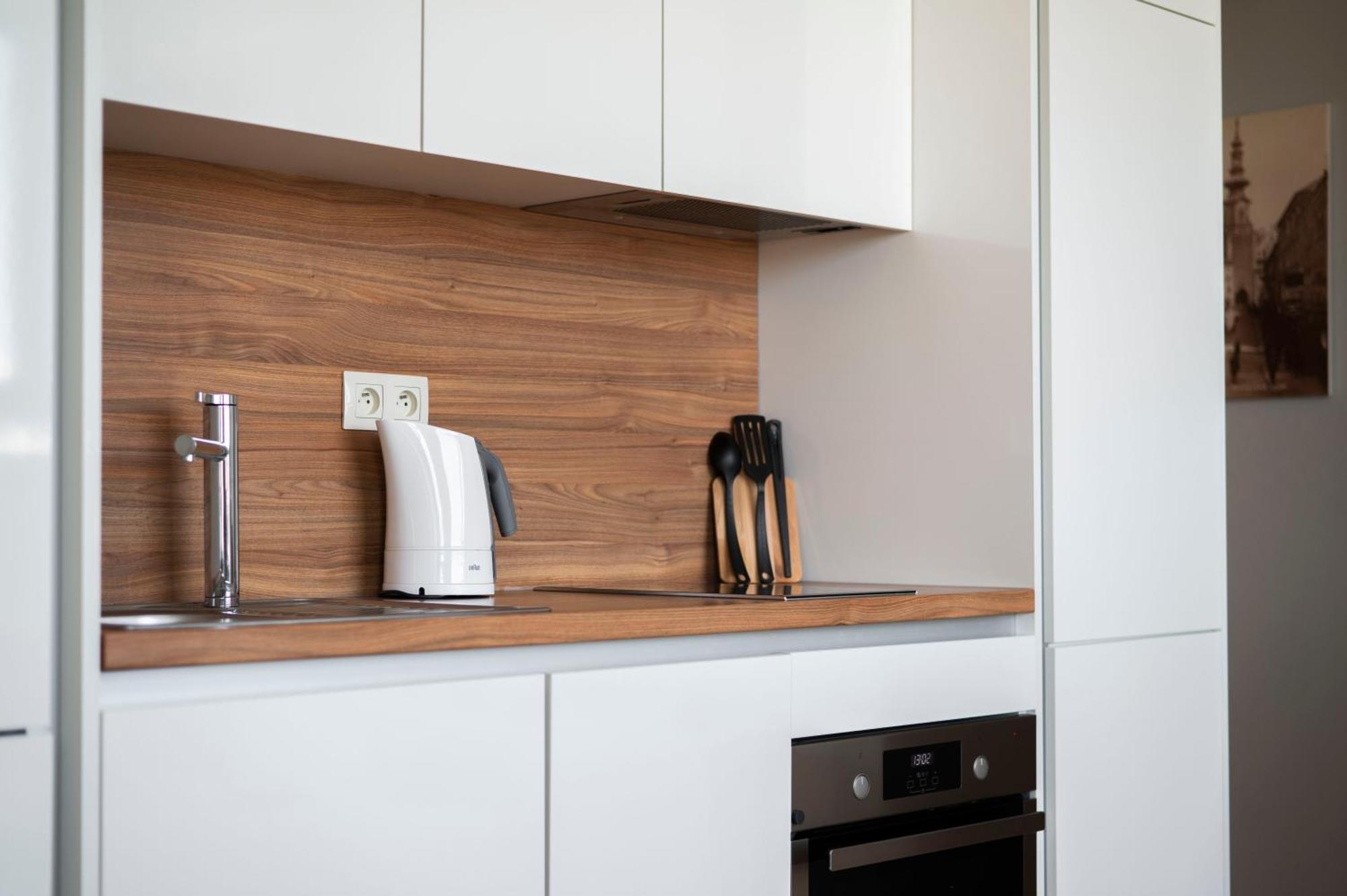 Luxury 1bdrm On The 28th Floor Apartment *