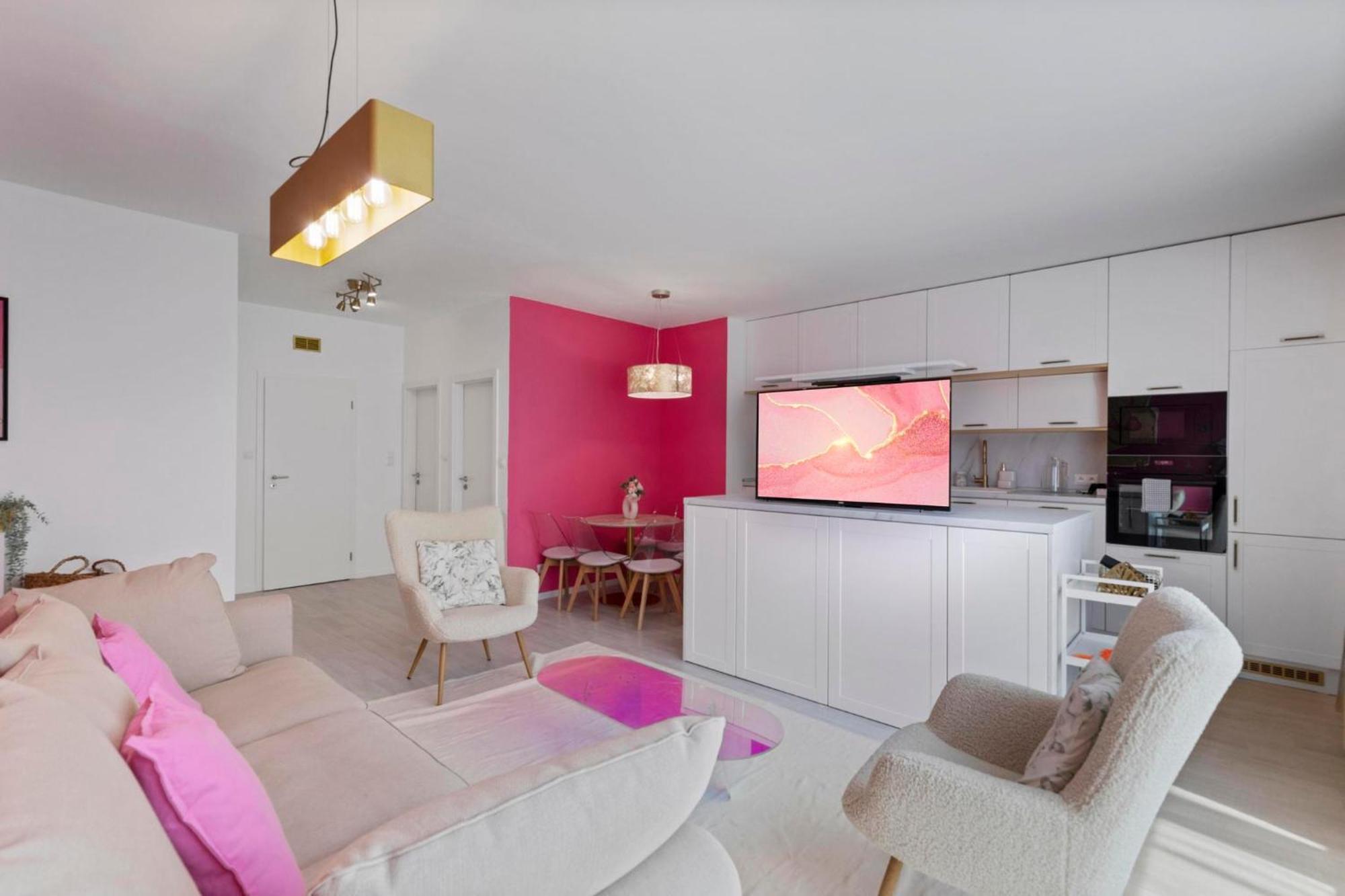 Lam Pink - Jacuzzi - Ac - Ps4 Apartment *