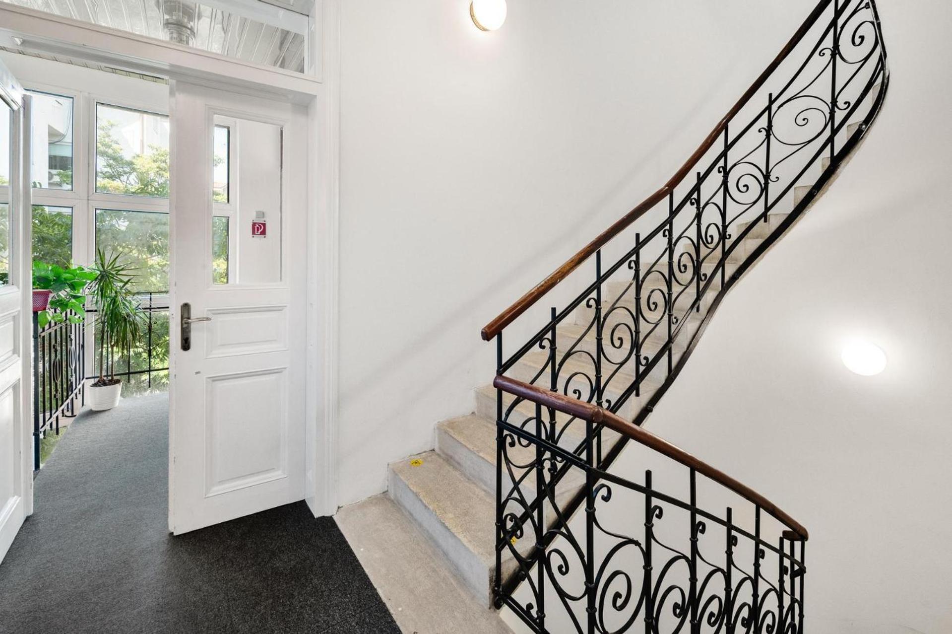 Elisabeth Old Town Hotel 3*