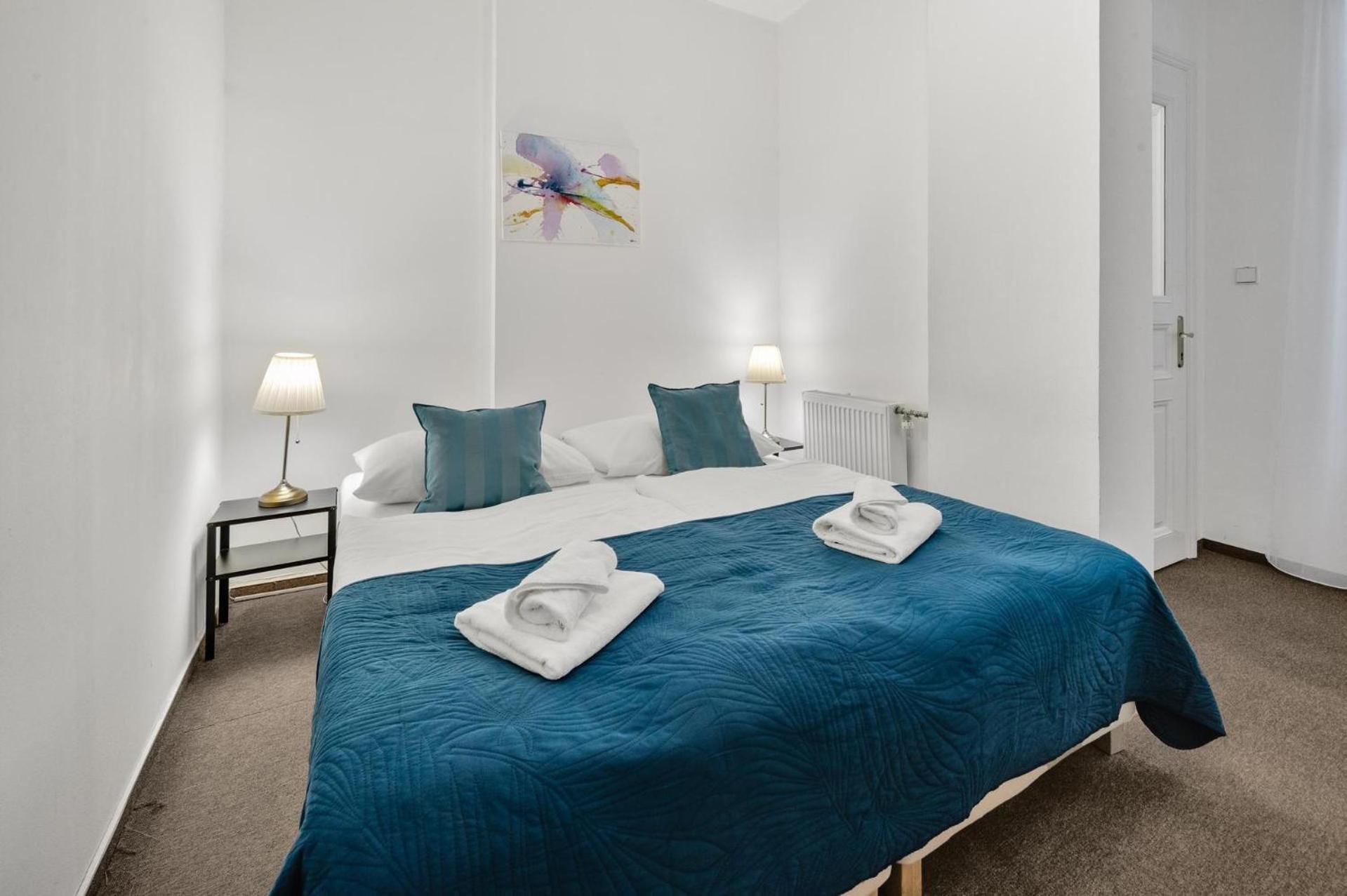 Elisabeth Old Town Hotel 3*