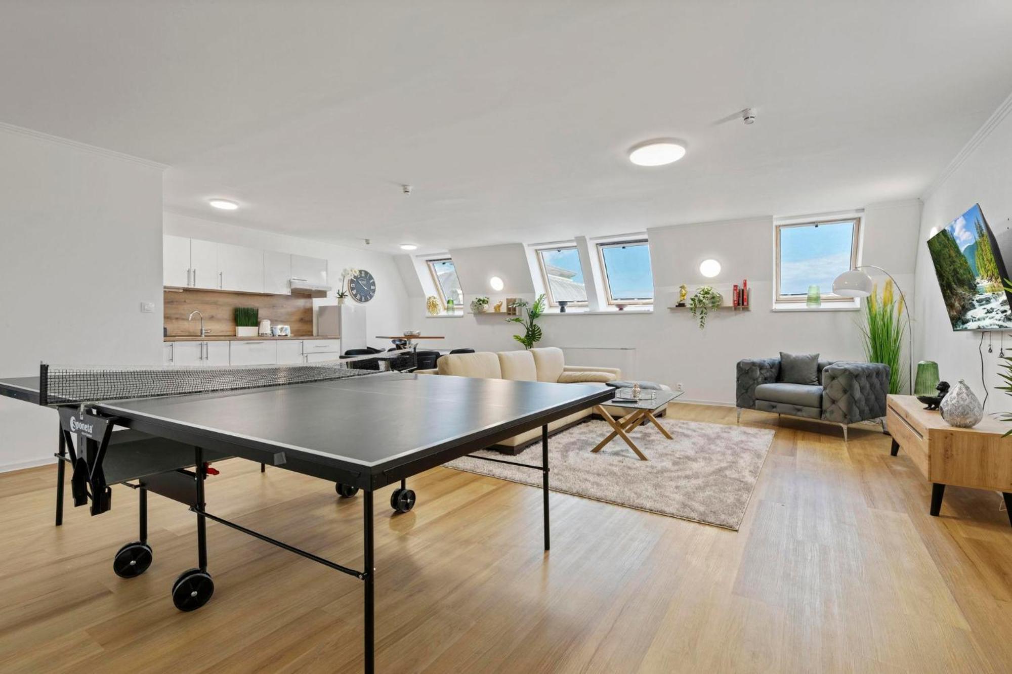 Family Hub In Centre Apartment