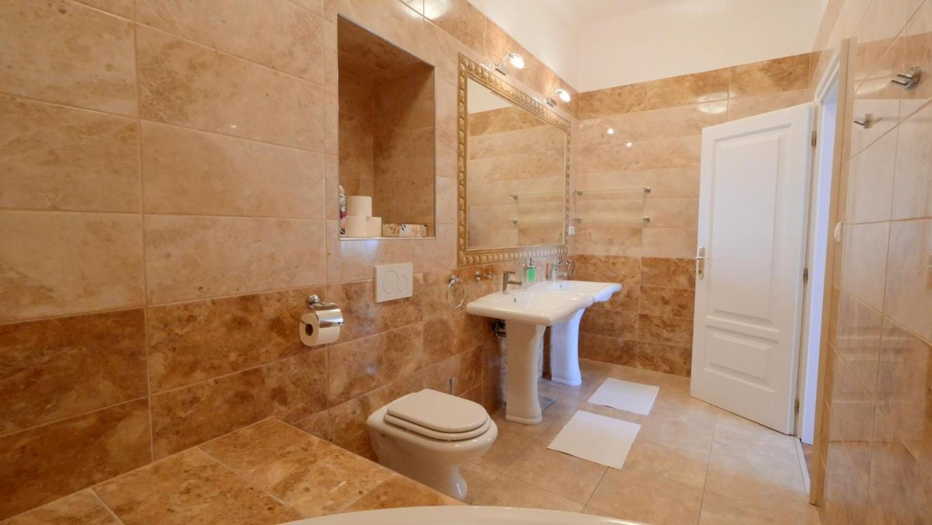 Velky 3i Apartman V Centre Mesta Apartment Pressburg