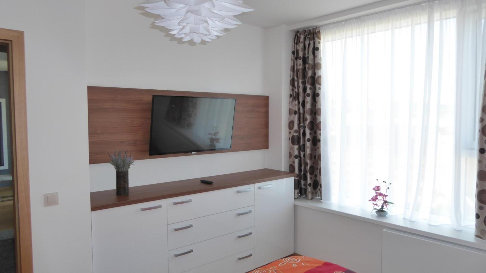 Apartment Modern With A View Of Slavin