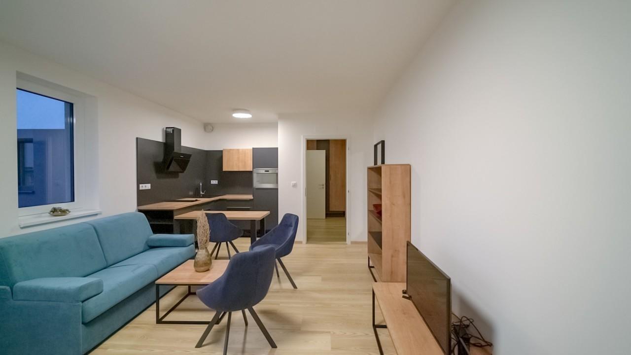 Chors Like A - 1st World Nft Block & Art Capsule Metachors Hostel Bratislava