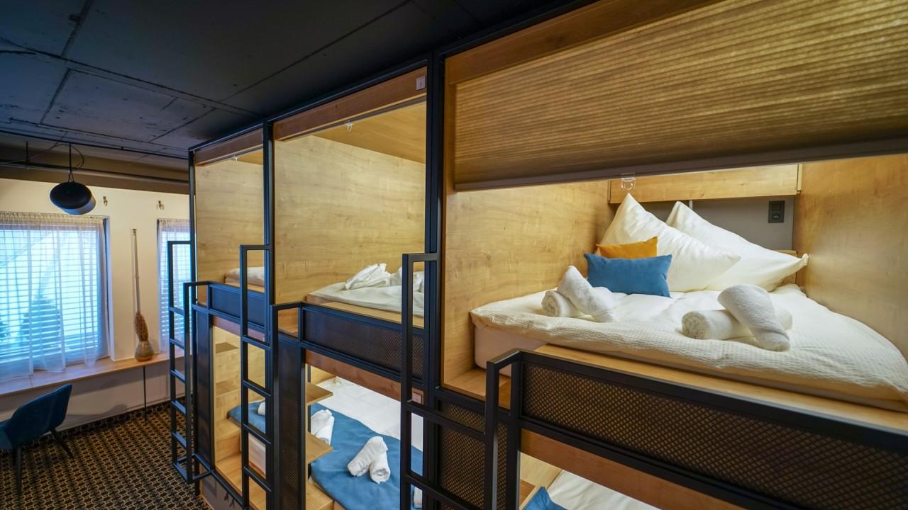 Chors Like A - 1st World Nft Block & Art Capsule Metachors Hostel Bratislava
