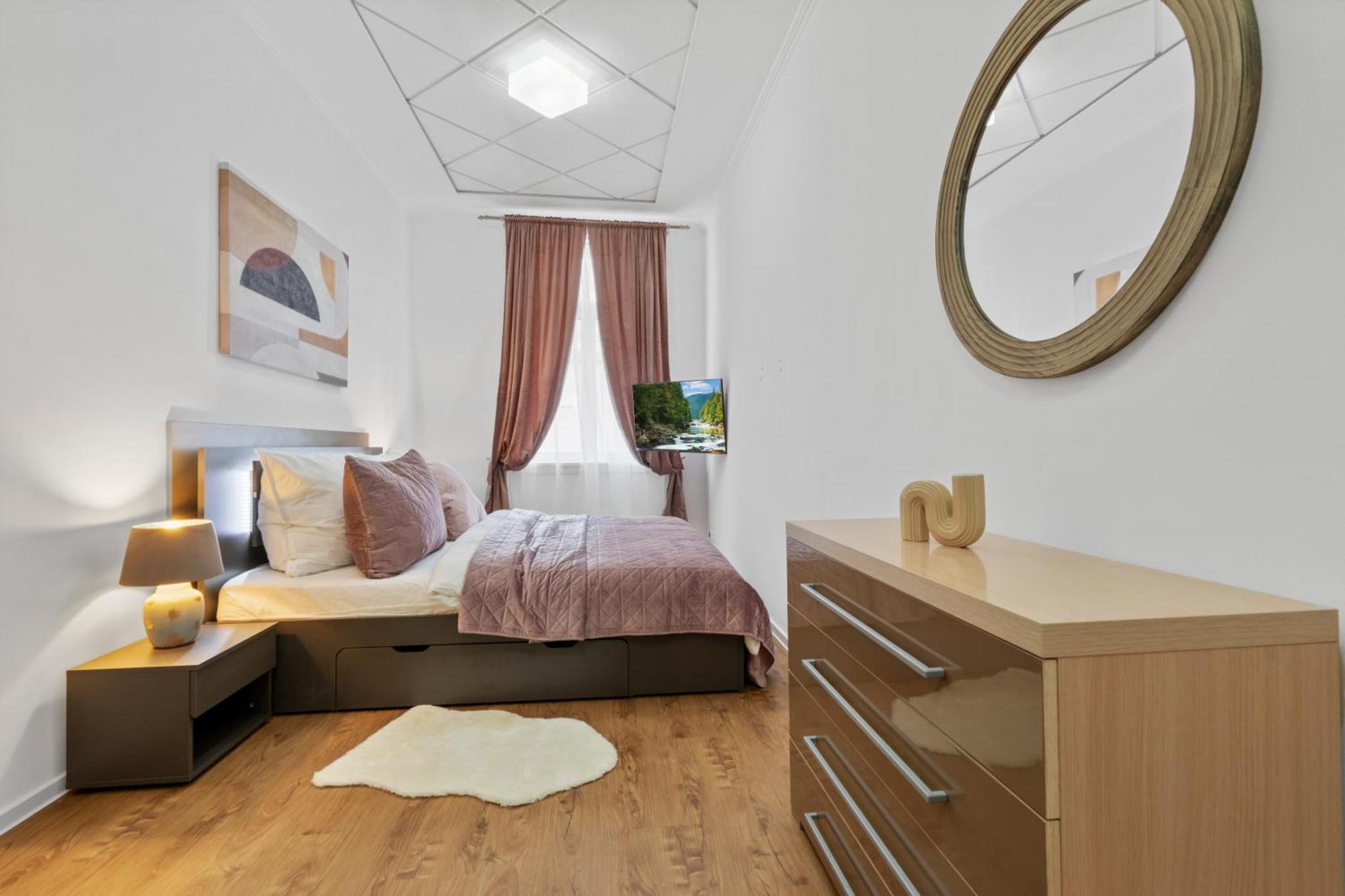Luxe Living At Old Town Center Apartment Bratislava