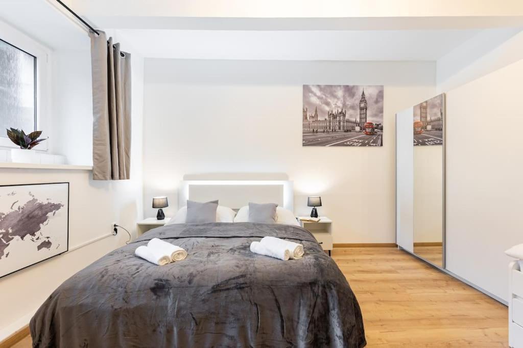 Appartamento Serenity: Urban Garden Retreat Bratislava