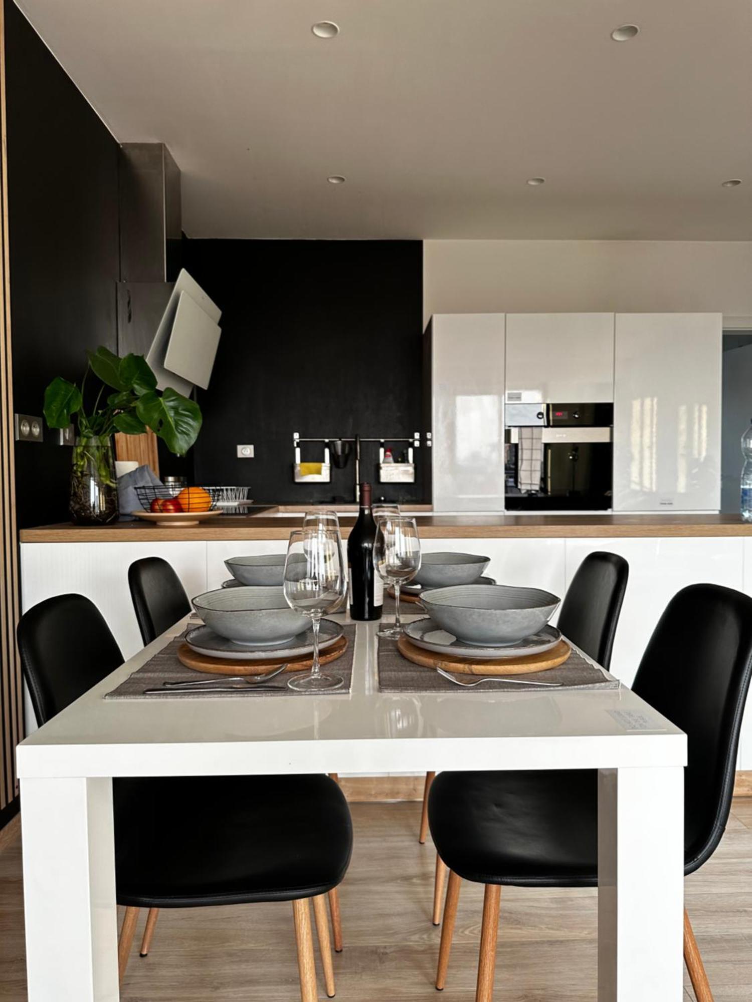 Urban Zenhouse No.2 - Breakfast Included