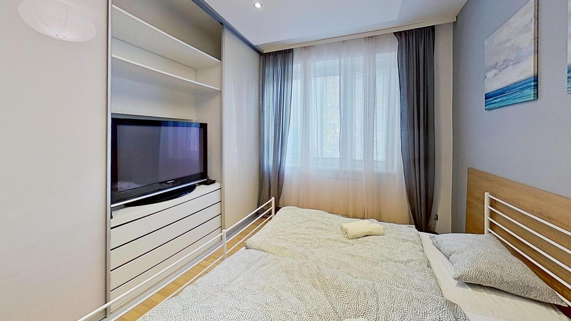 2br With Free Garage Parking, Close To The Historic Centre Apartment Bratislava