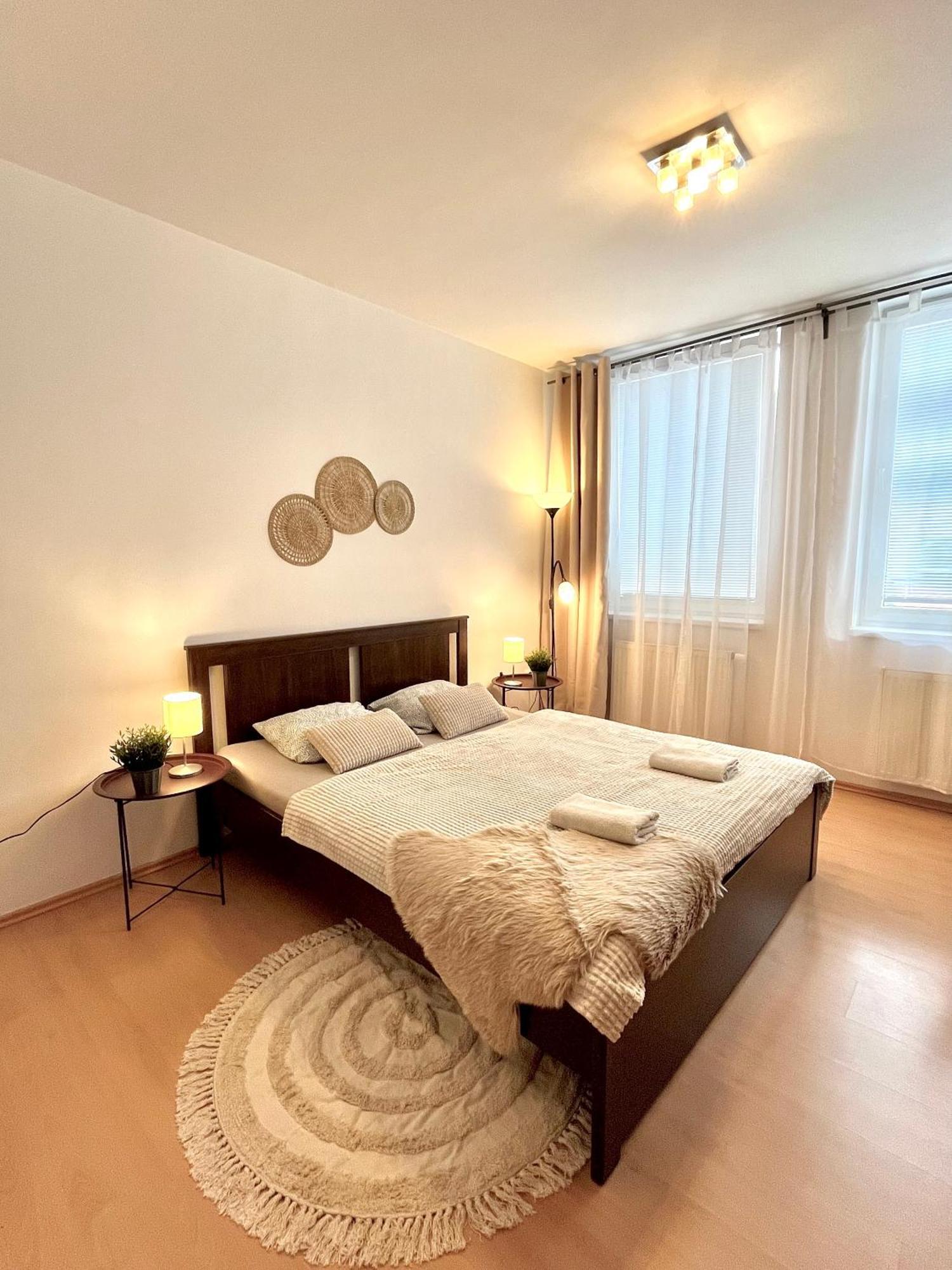 Tina - Old Town, Ac, Free Private Parking *