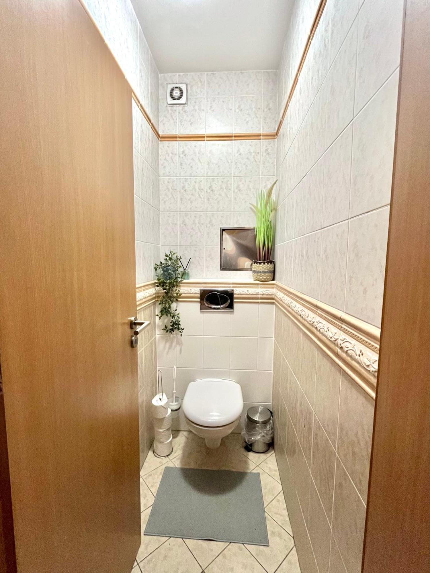 Tina - Old Town, Ac, Free Private Parking
