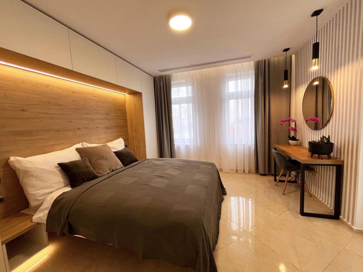 Apartment Leo Free Parking - President Palace Pressburg