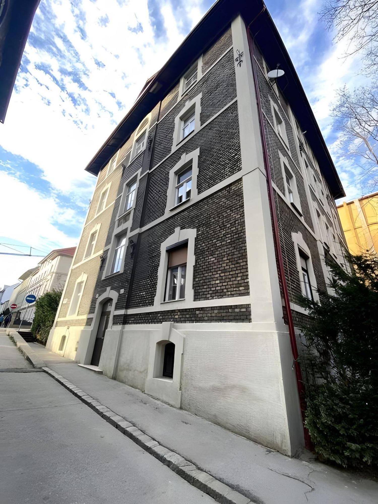 Zehnhaus * Bratislava