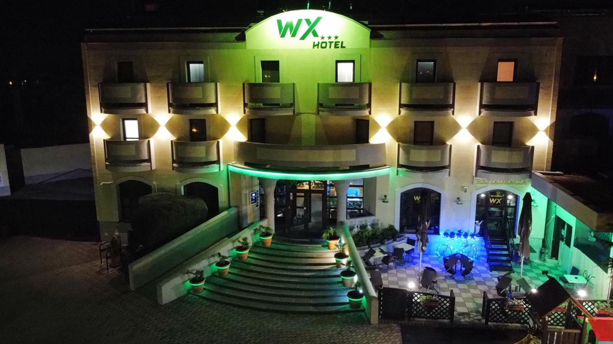 Wx Hotel