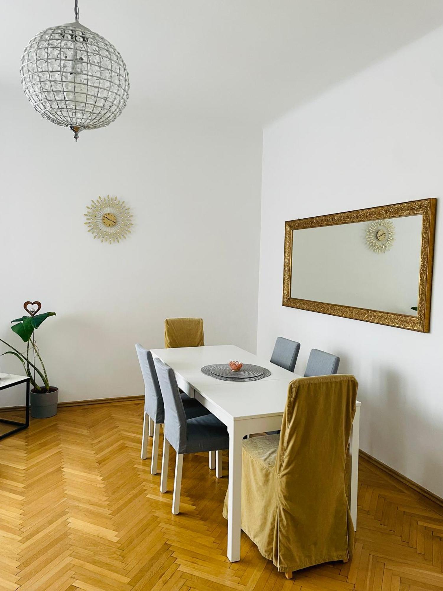 Blue Church Views - Central, Quiet, Bright - 4th Floor Corner 125m2 Bratislava