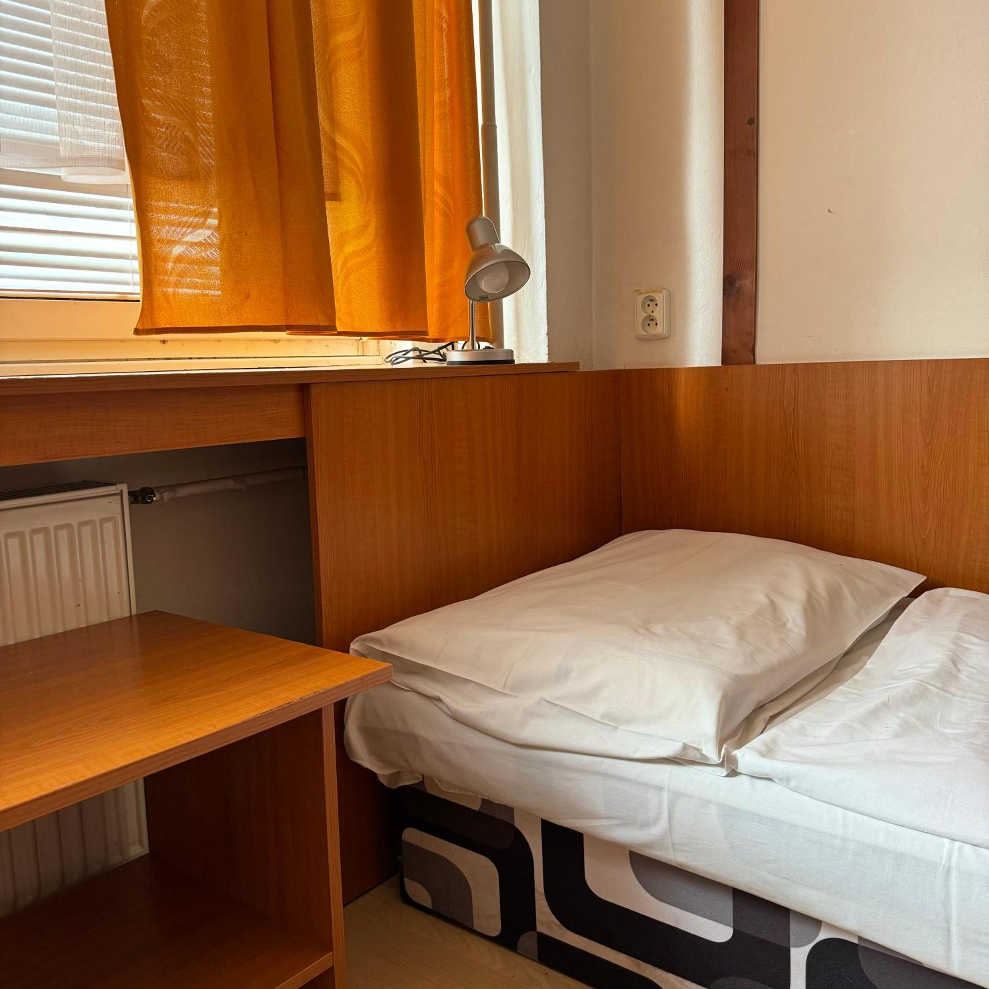 Avion Hotel 3*